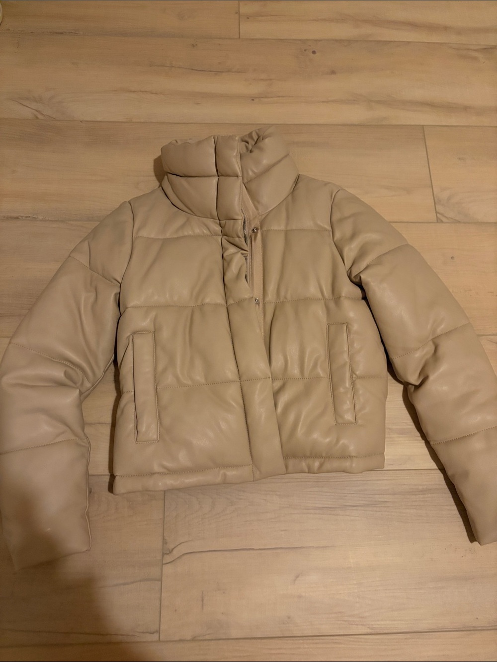 Abercrombie & Fitch Tan Cropped Puffer Jacket